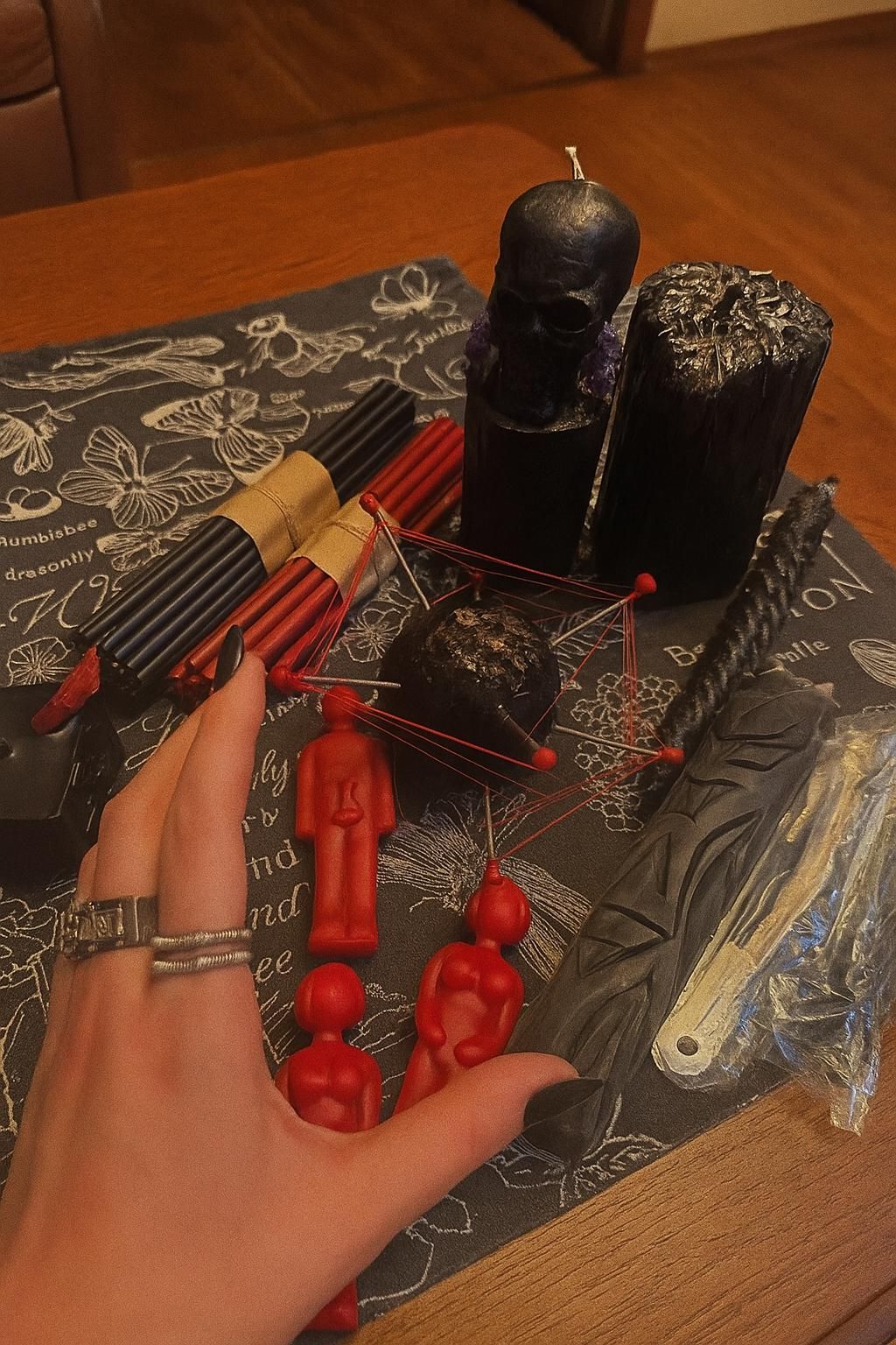 Comment jeter un sort amoureux à distance, medium voyant compétent